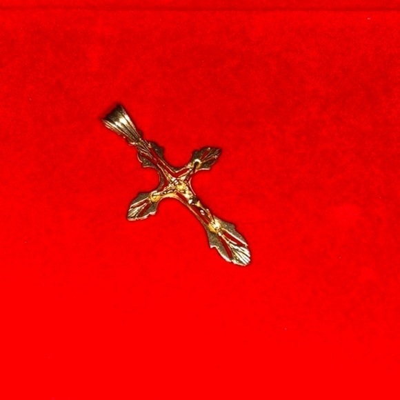 Gold Cross Jesus 14K solid Gold beautiful for live protection and faith pendant - Picture 2 of 11
